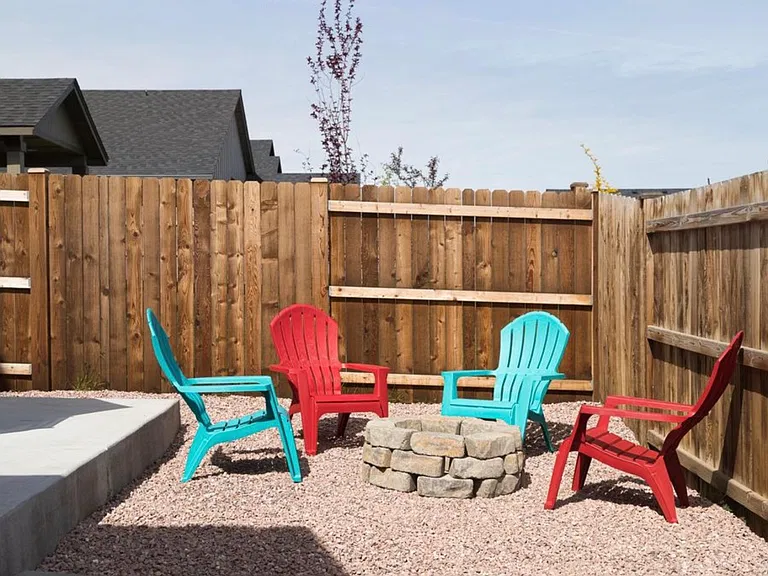 3577 SW Pumice Stone Ave — Photo 17
