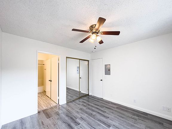 4th image of 515 S Chevy Chase Dr APT 11