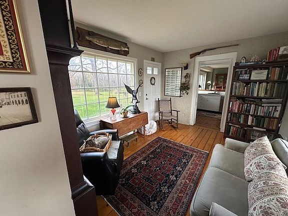 5th image of 86 Greenbush Road