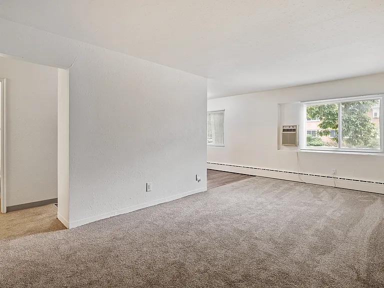 1457 Burke Ave NE — Photo 5