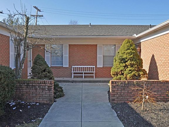3rd image of 4701 Nugent Dr