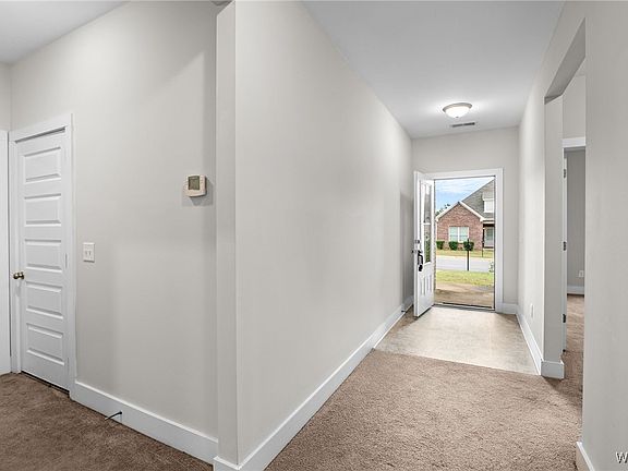 5th image of 14675 Griffin St