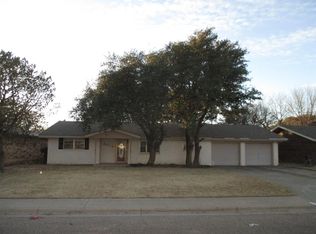 2014 Tech Dr, Levelland, TX 79336