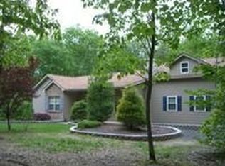 228 Sundance Rd, Effort, PA 18330