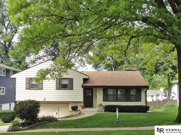 3056 S 48th Ave, Omaha, NE 68106