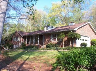 602 6th Ave NE, Conover, NC 28613