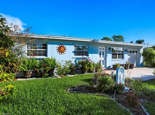 957 22nd Ave N, Naples, FL 34103