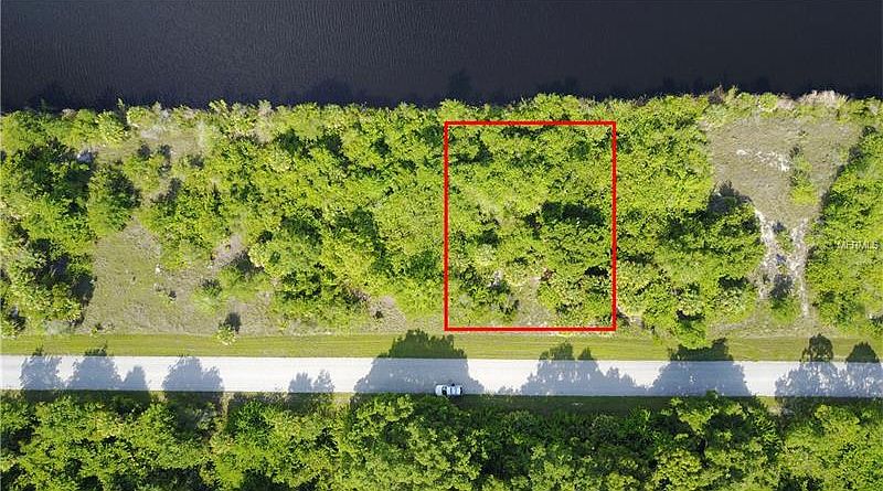 2nd image of 10224 Cocoa Beach St