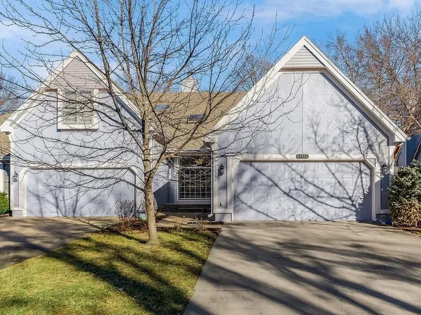 11951 Slater St, Overland Park, KS 66213