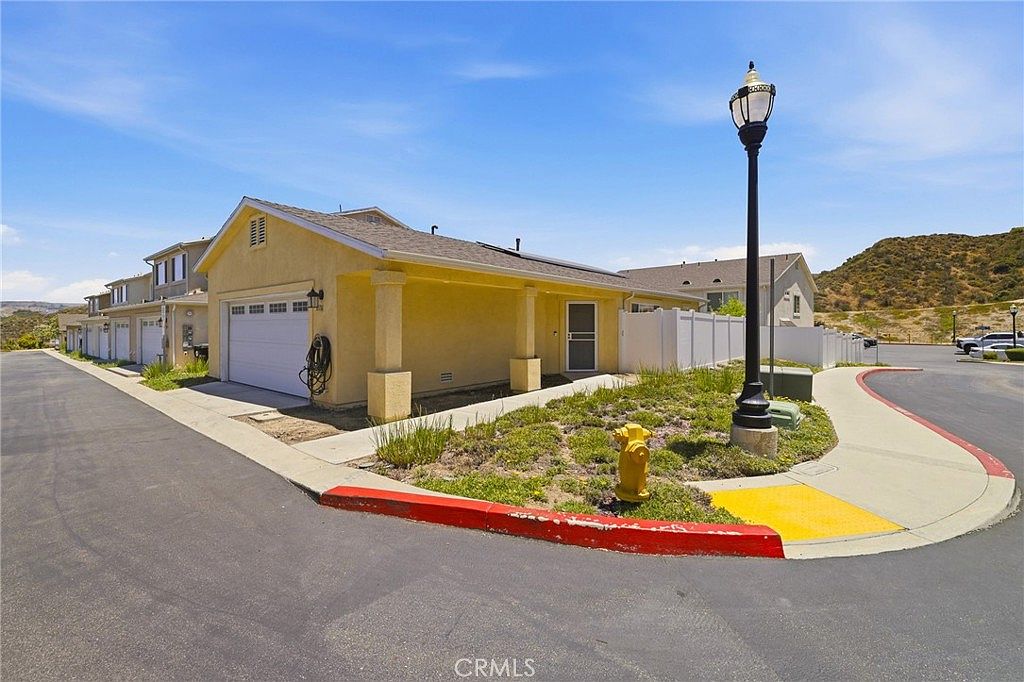 21716 Jack Pl, Santa Clarita, CA 91350 | Zillow