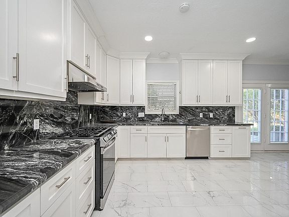 2nd image of 19207 Poplar Trails Ln