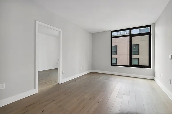 Rented by SERHANT. | media 7