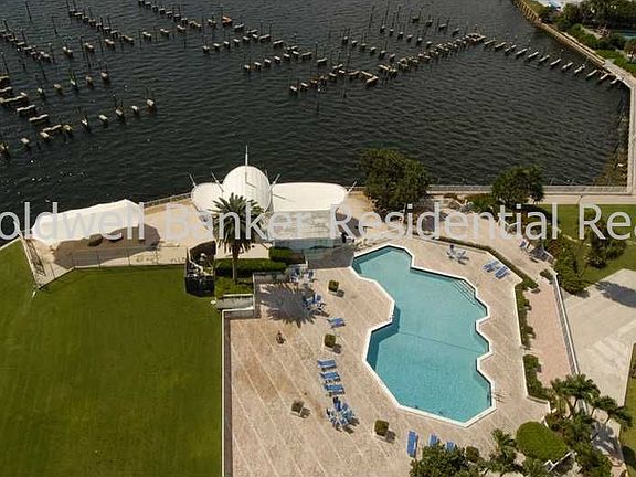 4th image of 11111 Biscayne Blvd #16F