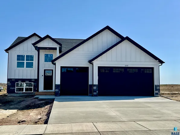 6109 W Valentine St, Sioux Falls, SD 57107