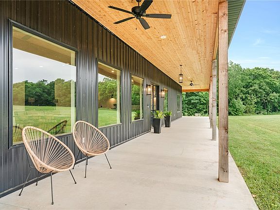 2nd image of 22696 Kings Ranch Rd