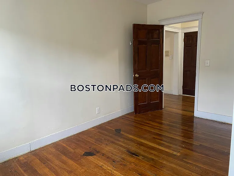 248 Kelton St #9 — Photo 7