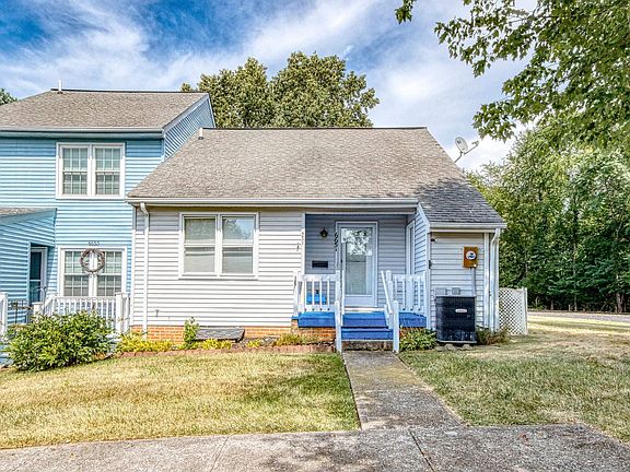 3rd image of 6651 Briarfield Ave