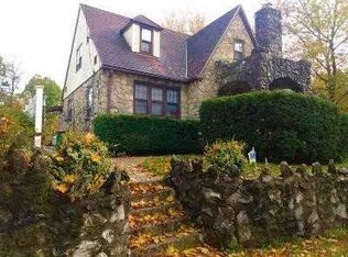 28 Lewis Ave, Poughkeepsie, NY 12603