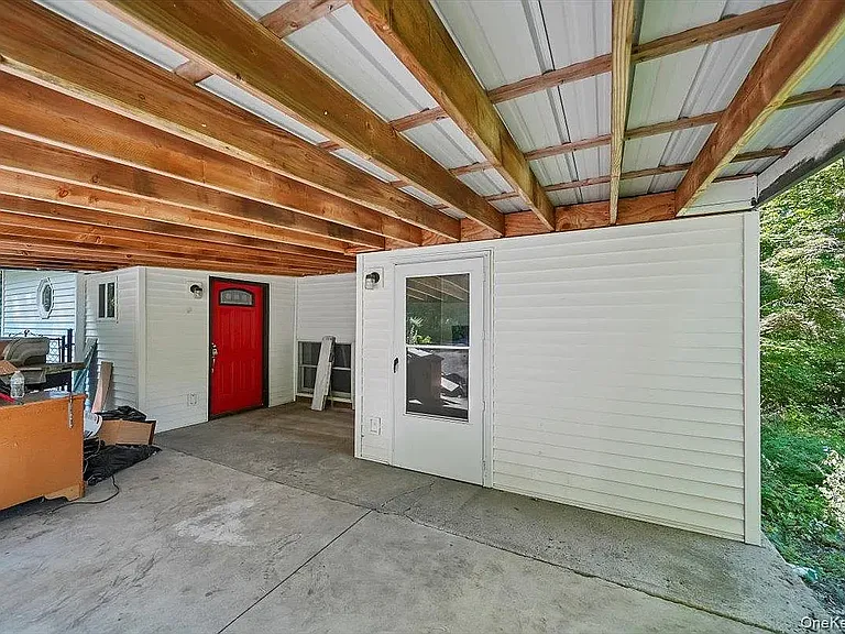 425 Old Dutch Hollow Rd — Photo 22