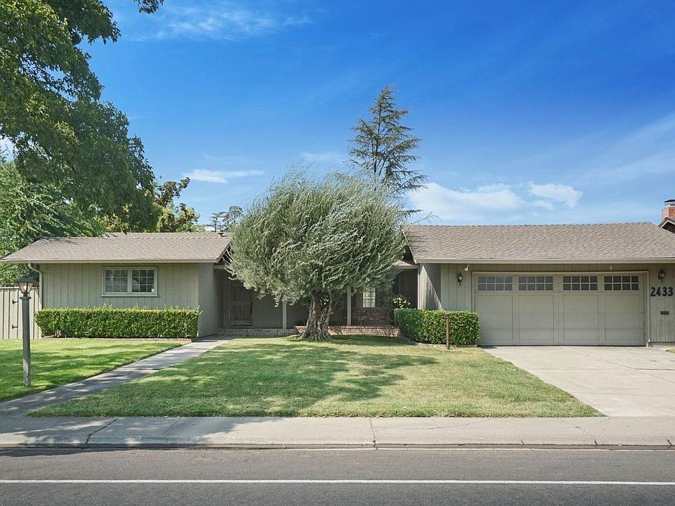 1st image of 2433 W Benjamin Holt Dr