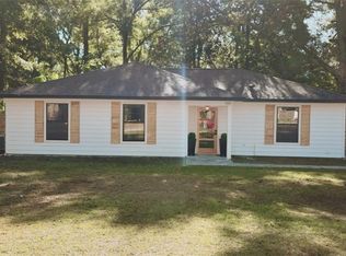 8781 Dutchman Woods Dr, Mobile, AL 36695
