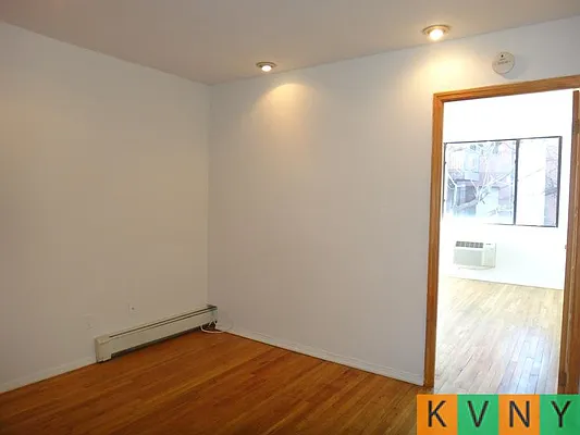 Rented by KVNY Soho | media 46