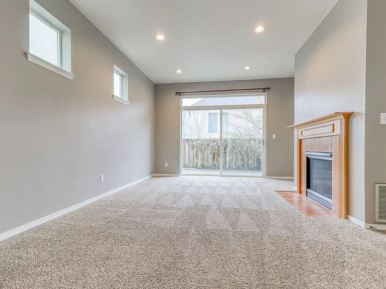 20467 SW Rosemount St — Photo 2