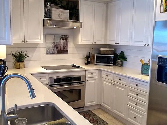4th image of 4 Portofino Dr Suite 1602