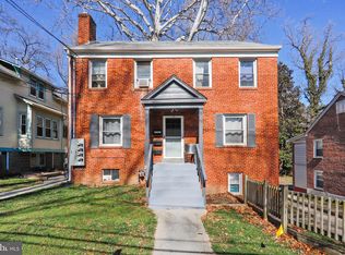 7205 Flower Ave, Takoma Park, MD 20912
