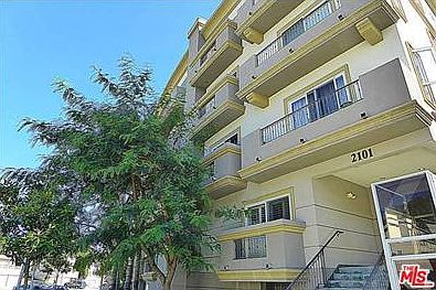 2nd image of 2101 S Beverly Glen Blvd Unit 303