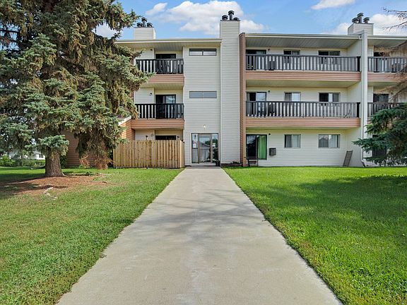 2nd image of 3030 Dunn Dr #3-Bedroom