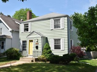2479 N 66th St, Wauwatosa, WI 53213