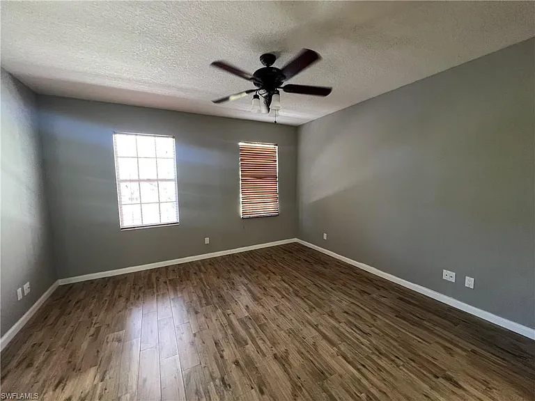 5365 Cove Cir #125 — Photo 35