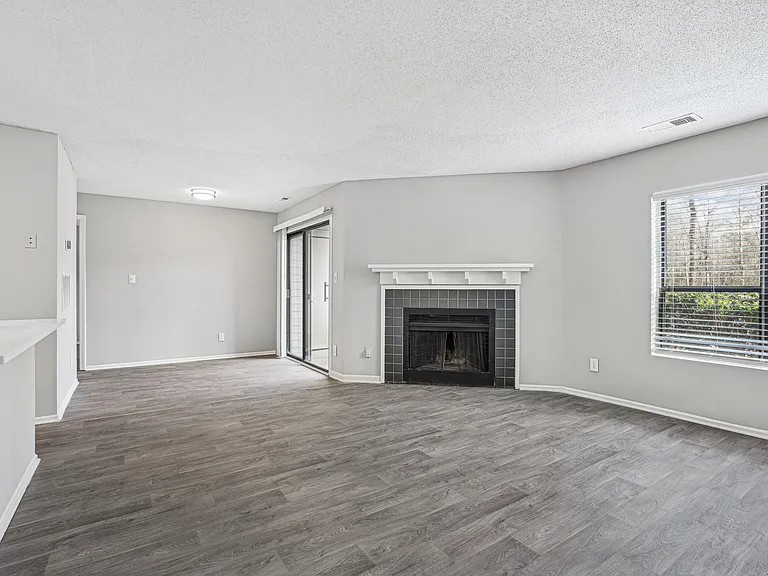 9800 Mary Alexander Rd — Photo 9