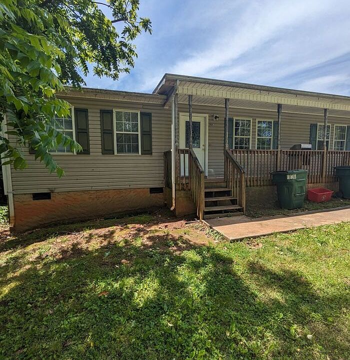 1st image of 1107 N College Ave
