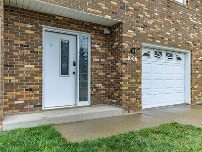 1066 Pleasant St, Bismarck, ND, 58504