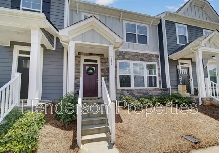 512 Laurel Walk Ln — Photo 3