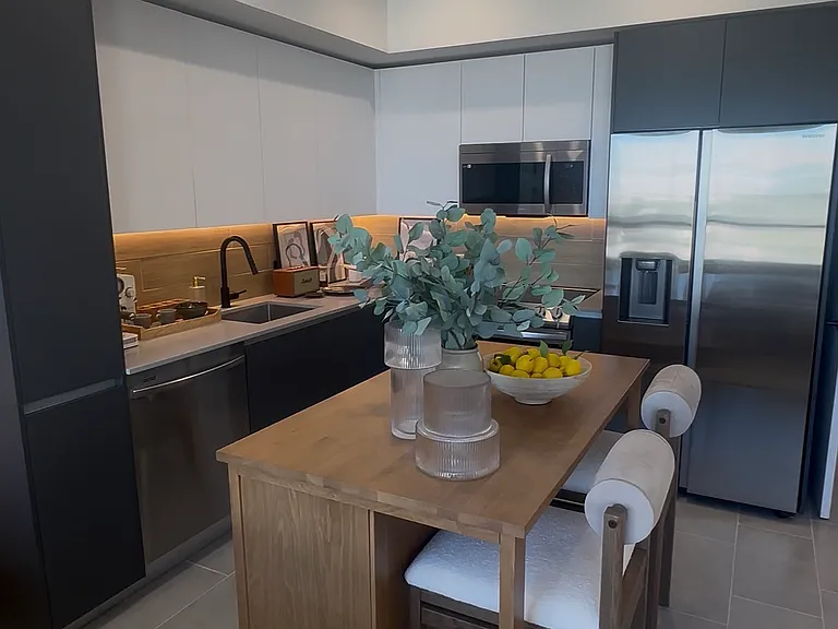 2110 N Miami Ave #412 — Photo 8