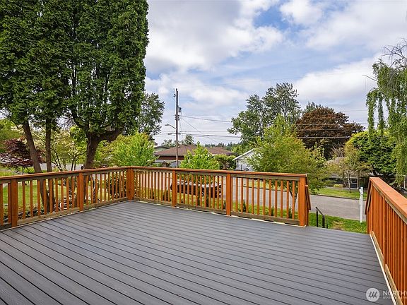 4th image of 7934 20th Ave SW