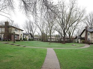 1870 Eagle Ridge Dr APT 4, Mendota Heights, MN 55118