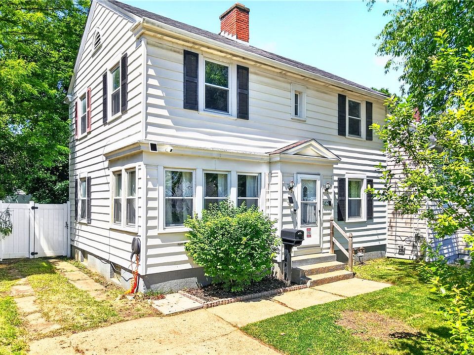 1st image of 608 Owens St