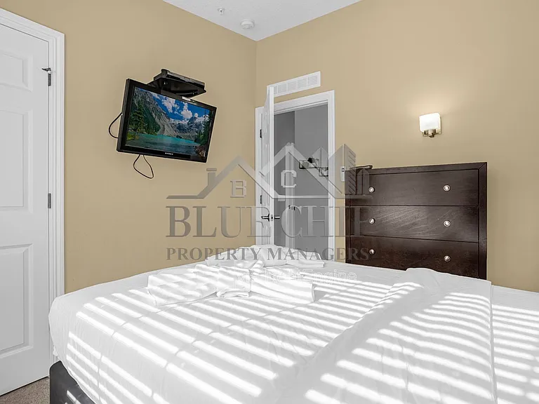 14518 Damai Ln — Photo 13