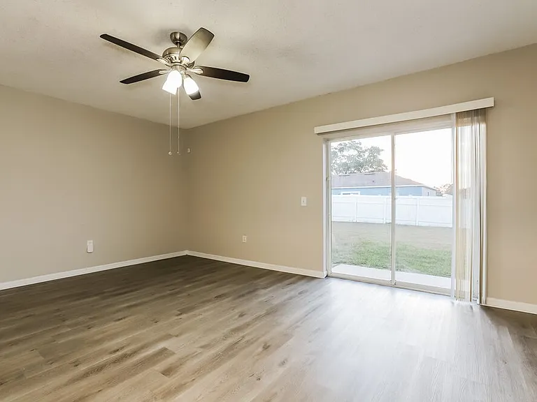 529 Delido Way — Photo 4