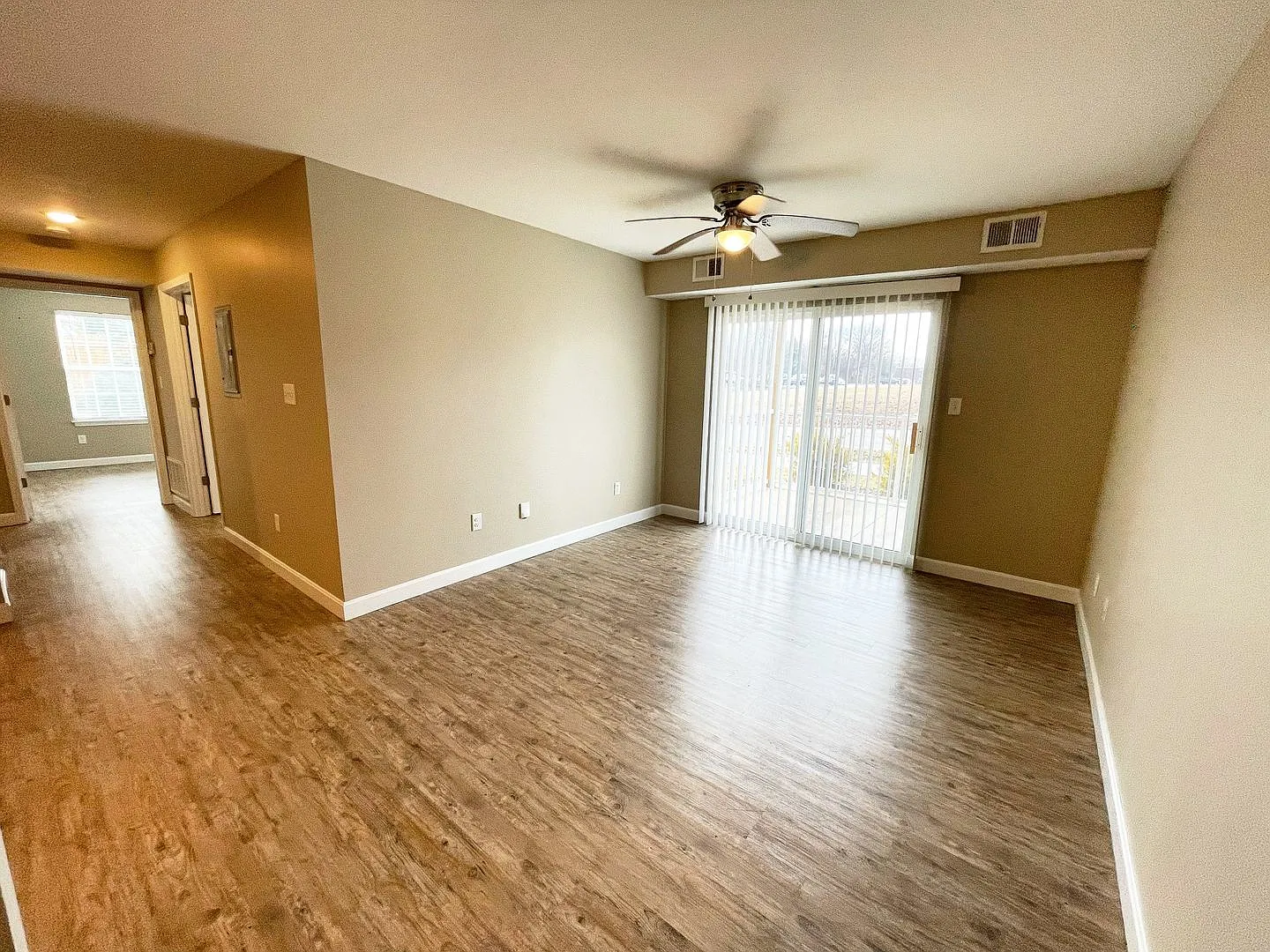 Silver Creek Apartments - 2BR/2BA Apartment for Rent in J-town! — Photo 4