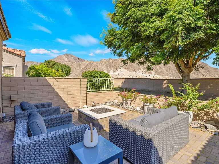 48137 Vista Cielo — Photo 37