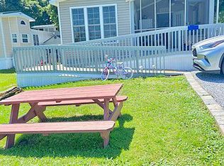 3 Eagle Ln, South Hero, VT 05486