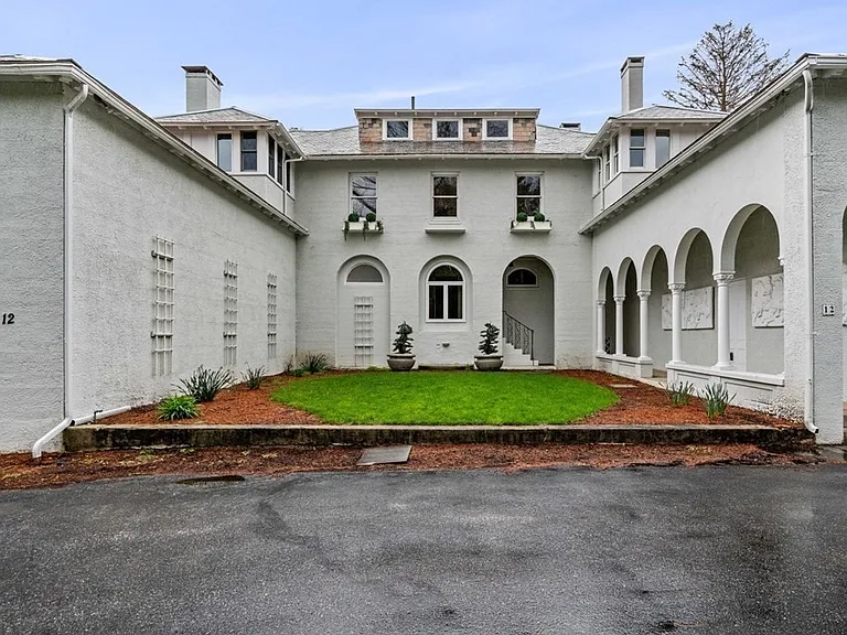 12 Summit Rd — Photo 4