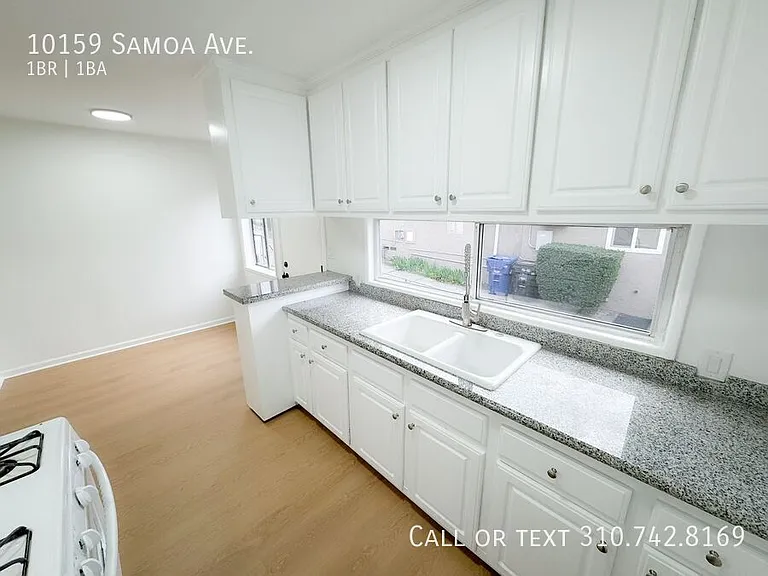 10159 Samoa Ave — Photo 26
