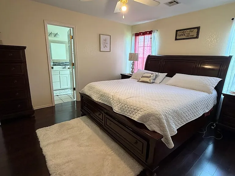 1508 N Yellowood Ave — Photo 24