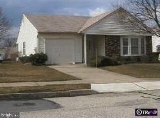 13 Willowwood Ct, Columbus, NJ 08022
